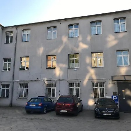 Apartament Studio Red And White *